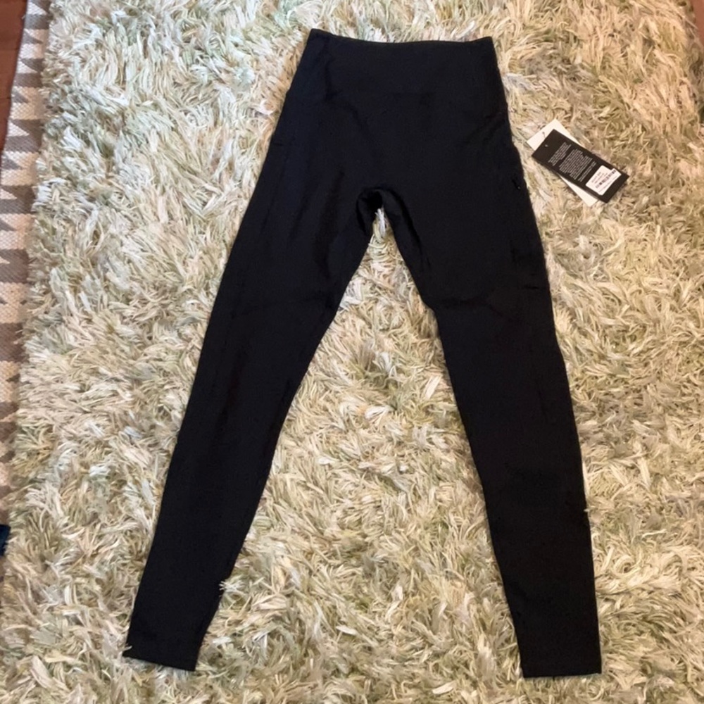 Black workout leggings with pockets